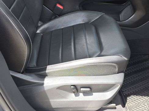 Used 2024 Volkswagen Atlas Cross Sport SEL R-Line AWD/4WD image 19