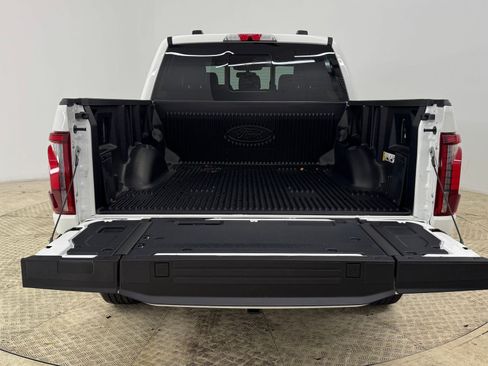 New 2025 Ford F150 Platinum w/ FX4 Off-Road Package image 28