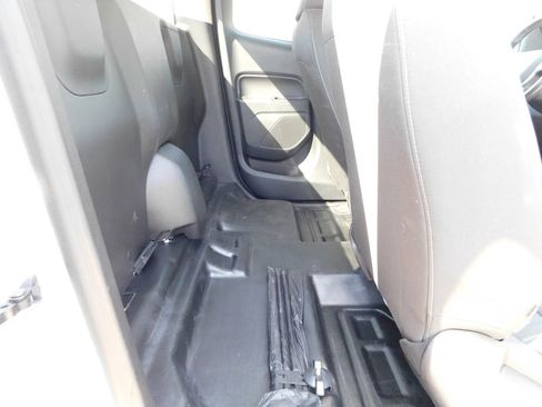 Used 2022 Chevrolet Colorado LT w/ Fleet Safety Package image 20