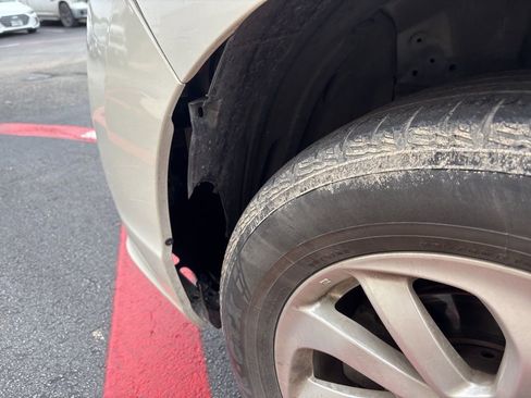 Used 2016 Acura RDX FWD w/ Technology Package image 2