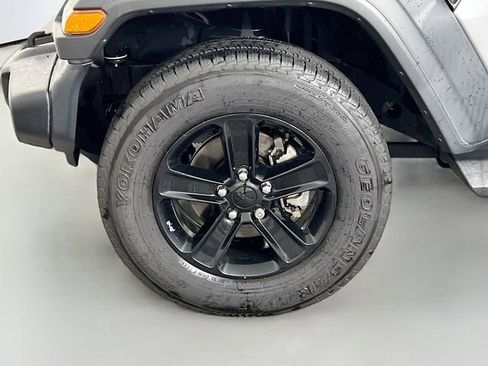 Used 2021 Jeep Wrangler Unlimited Sport AWD/4WD image 10