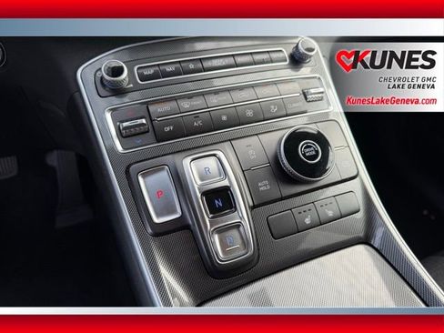 Used 2023 Hyundai Santa Fe SEL image 13