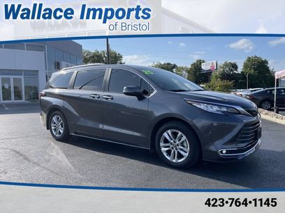 Used 2025 Toyota Sienna Limited