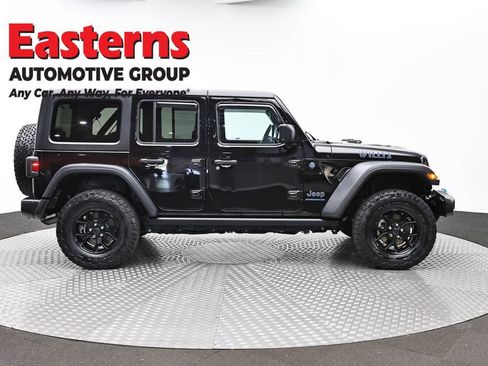 Used 2024 Jeep Wrangler Unlimited AWD/4WD image 4