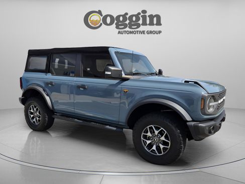 Used 2022 Ford Bronco Badlands AWD/4WD image 7
