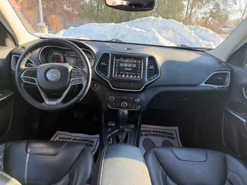 Used 2021 Jeep Cherokee Latitude Lux w/ Comfort/Convenience Group image 26