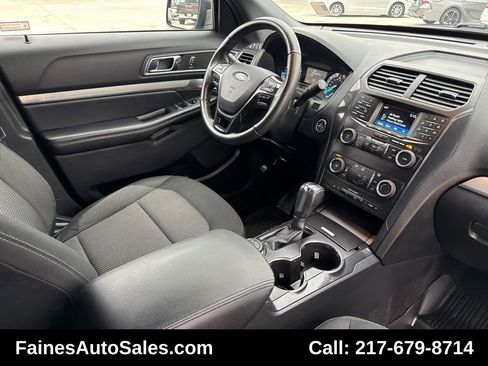 Used 2018 Ford Explorer XLT image 83