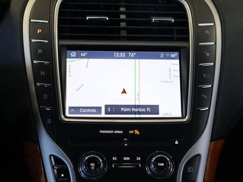 Used 2020 Lincoln Nautilus Reserve AWD/4WD image 17