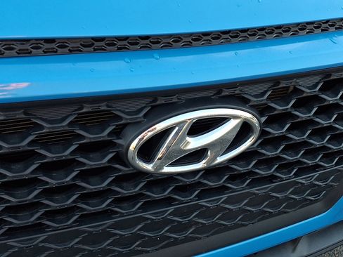 Used 2019 Hyundai Kona SE FWD image 8