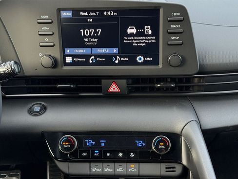 New 2026 Hyundai Elantra Sport FWD image 21