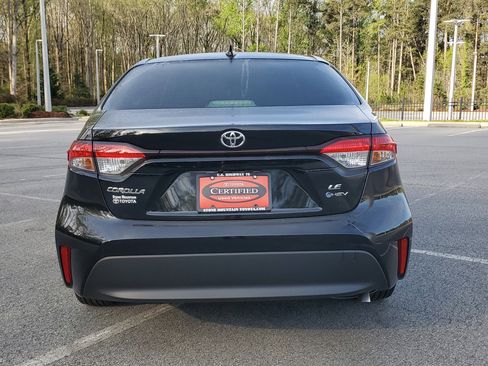 Used 2026 Toyota Corolla LE image 5