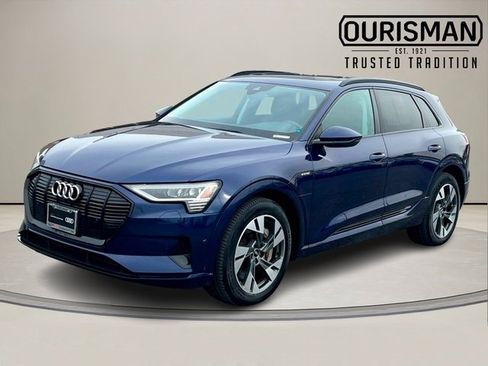Used 2021 Audi e-tron Premium w/ Convenience Plus Package image 5