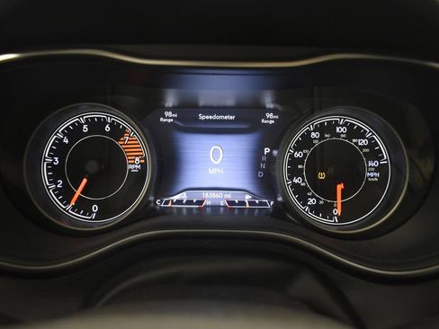 Used 2019 Jeep Cherokee Trailhawk w/ Cold Weather Group image 47