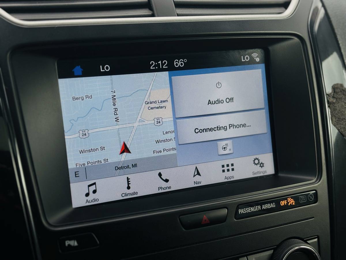 Used 2019 Ford Explorer XLT w/ Equipment Group 202A AWD/4WD image 63
