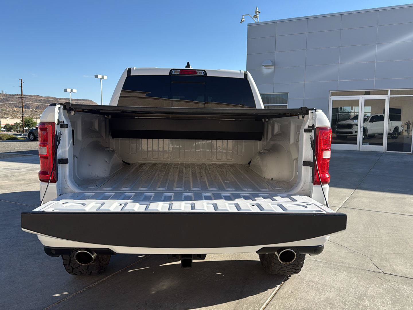 Used 2025 RAM 1500 Big Horn AWD/4WD image 12