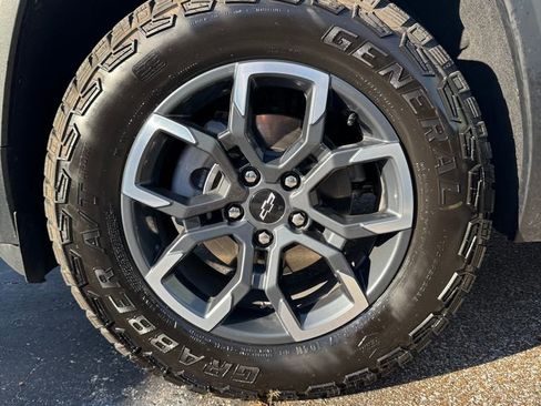 New 2026 Chevrolet Equinox ACTIV w/ Convenience Package III image 36