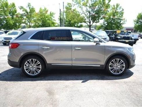 Used 2016 Lincoln MKX Reserve w/ Climate Package AWD/4WD image 5