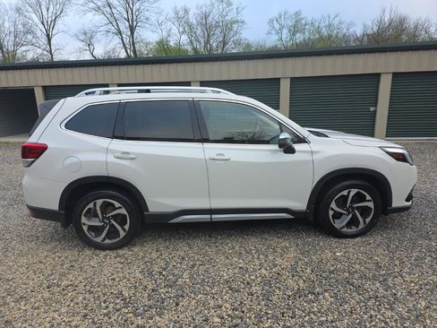 Used 2024 Subaru Forester Touring w/ Pop Package 2 AWD/4WD image 8