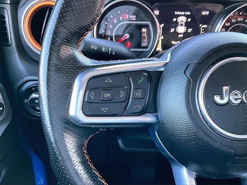 Used 2021 Jeep Gladiator Mojave image 10