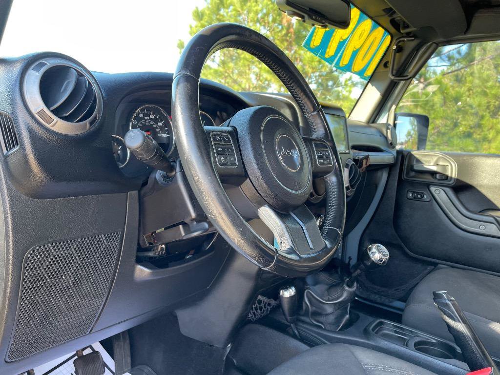 Used 2015 Jeep Wrangler Sport w/ Quick Order Package 23S AWD/4WD image 11