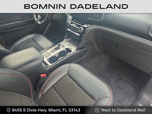 Used 2022 Ford Explorer ST-Line w/ Class IV Trailer Tow Package image 21