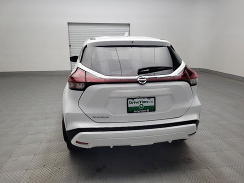 Used 2021 Nissan Kicks S FWD image 6