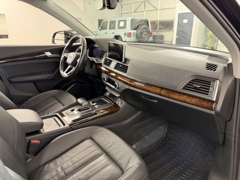 Used 2019 Audi Q5 2.0T Premium Plus w/ Premium Plus Package AWD/4WD image 42