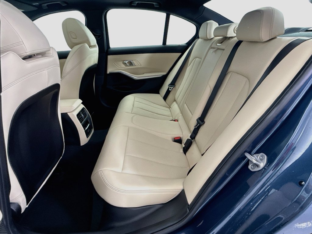 Certified 2026 BMW 330i Sedan w/ M Sport Package RWD image 20