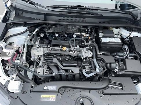 Used 2024 Toyota Corolla SE image 10