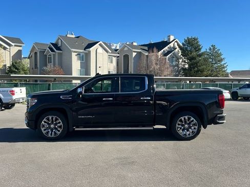Used 2023 GMC Sierra 1500 Denali w/ Denali Reserve Package AWD/4WD image 7
