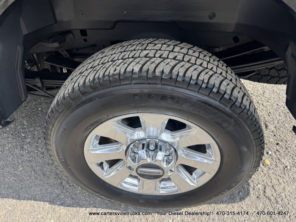 Used 2020 Ford F350 Platinum w/ FX4 Off-Road Package AWD/4WD image 11