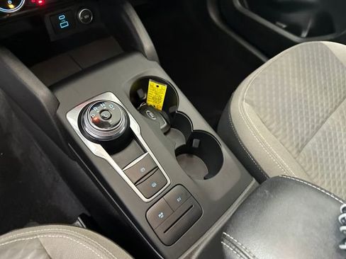 Used 2021 Ford Escape SE w/ Cold Weather Package image 20