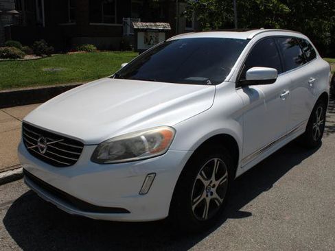 Used 2015 Volvo XC60 T6 Premier Plus AWD/4WD image 1