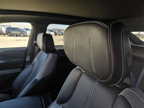 Used 2024 Cadillac Lyriq Tech image 24