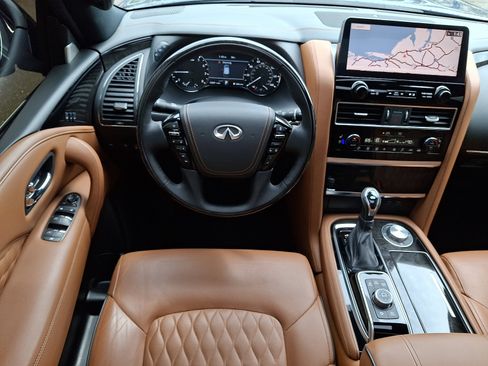 Certified 2024 INFINITI QX80 Sensory AWD/4WD image 13