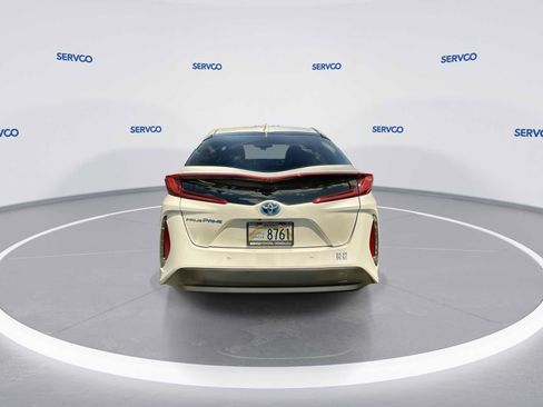 Used 2017 Toyota Prius Prime Premium FWD image 7