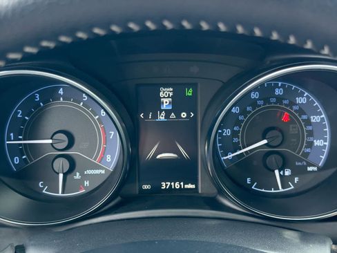 Used 2017 Toyota Corolla iM FWD image 32