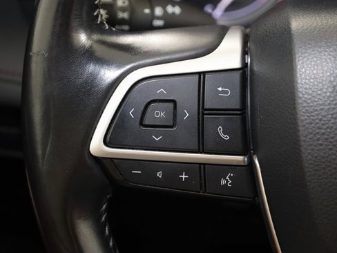 Used 2022 Toyota Highlander XSE image 37