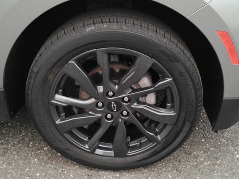 Used 2023 Chevrolet Equinox RS AWD/4WD image 30