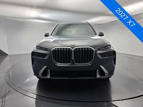 Used 2027 BMW X7 xDrive40i w/ Executive Package AWD/4WD image 2
