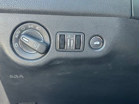 Used 2021 Chrysler 300 S RWD image 18