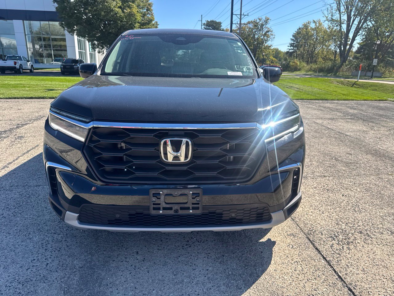 Used 2023 Honda Pilot EX-L image 2