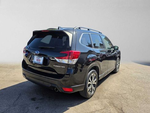 Certified 2023 Subaru Forester Limited AWD/4WD image 3