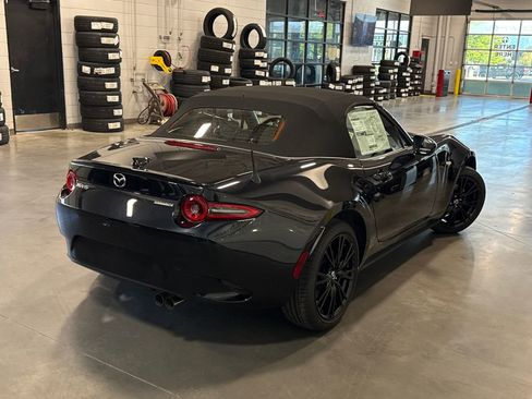 New 2026 MAZDA MX-5 Miata Club w/ Weather Package RWD image 2