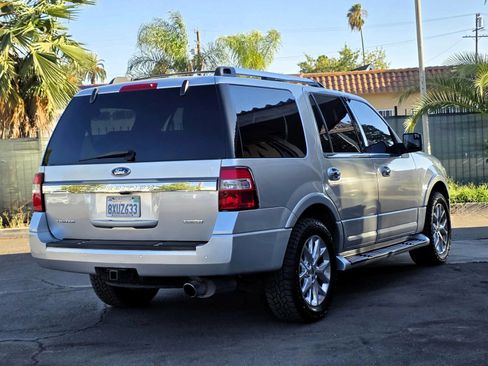 Used 2016 Ford Expedition Limited AWD/4WD image 3