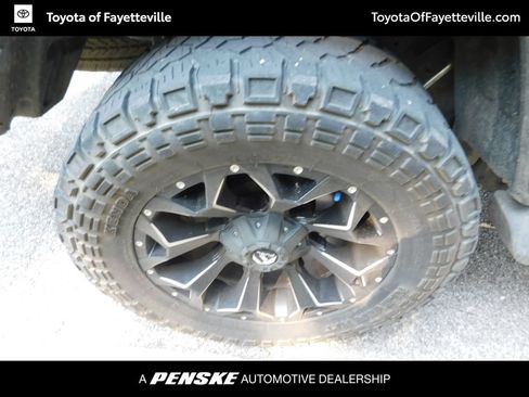 Used 2020 Jeep Gladiator Sport AWD/4WD image 7