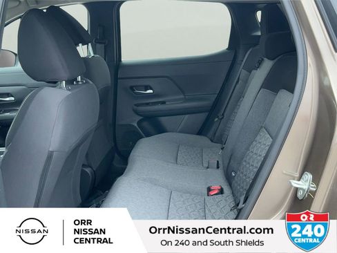 New 2026 Nissan Kicks SV w/ Charging Package FWD image 13