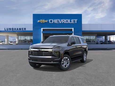 New 2026 Chevrolet Suburban LT w/ Comfort Package image 33