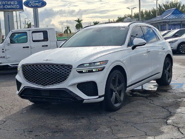 Used 2024 Genesis GV70 2.5T w/ Sport Prestige Package AWD/4WD image 2