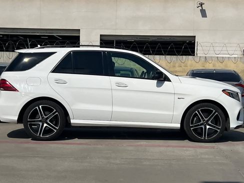 Used 2017 Mercedes-Benz GLE 43 AMG 4MATIC image 9
